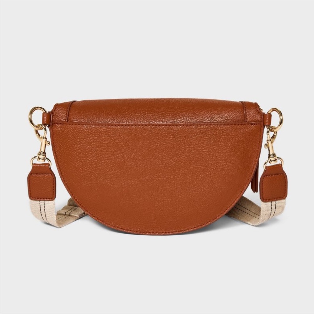 NWT Crossbody Brown Semi-Circle Bag W/ Tan Strap - Picture 2 of 8
